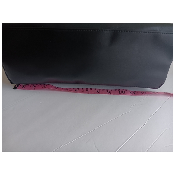 a new day Classic Black Shoulder Bag - Picture 13 of 13